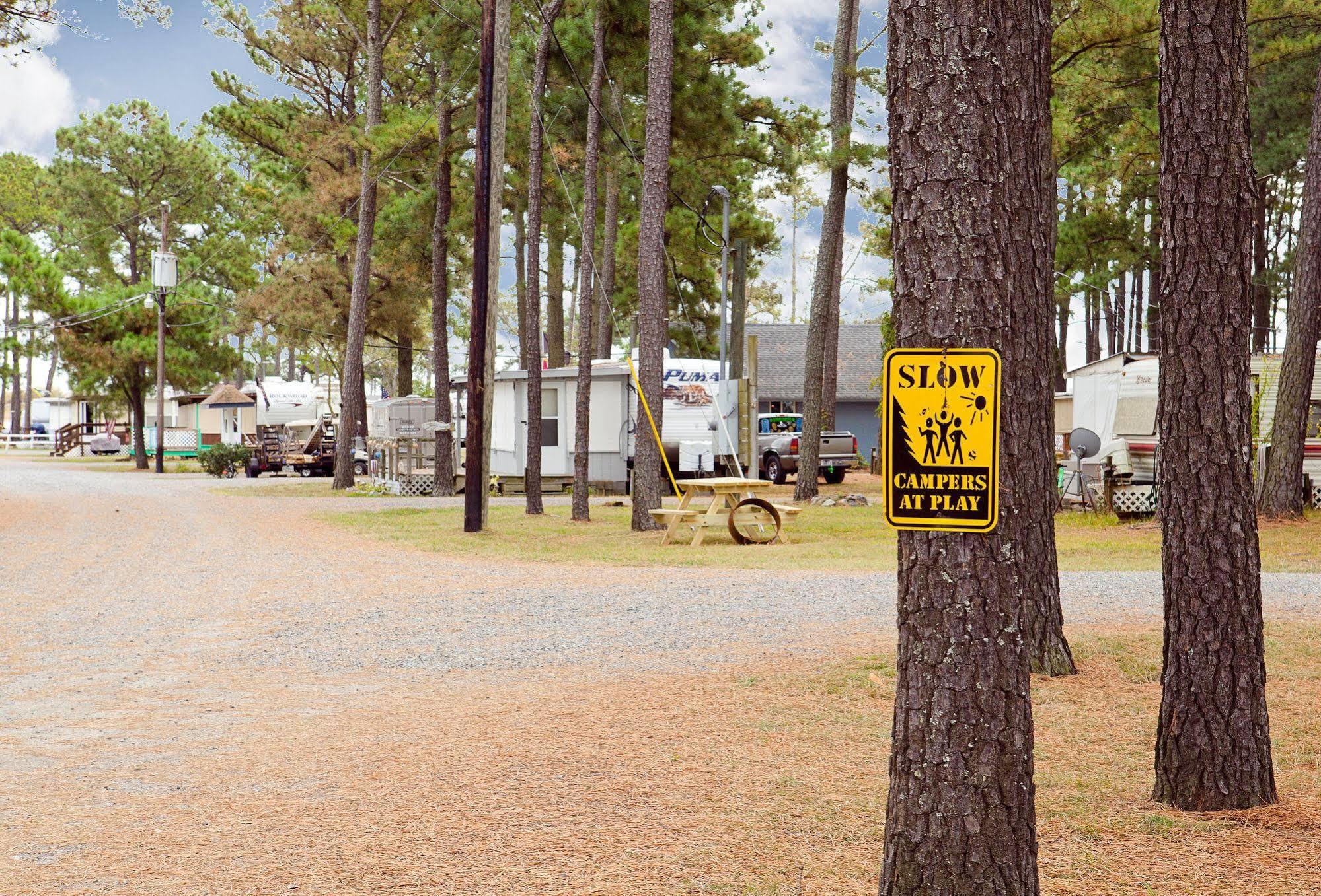 New Point Rv Resort Экстерьер фото
